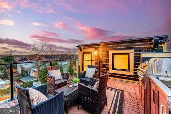 $3,149,000 | 810 Prince Street, Alexandria, VA 22314