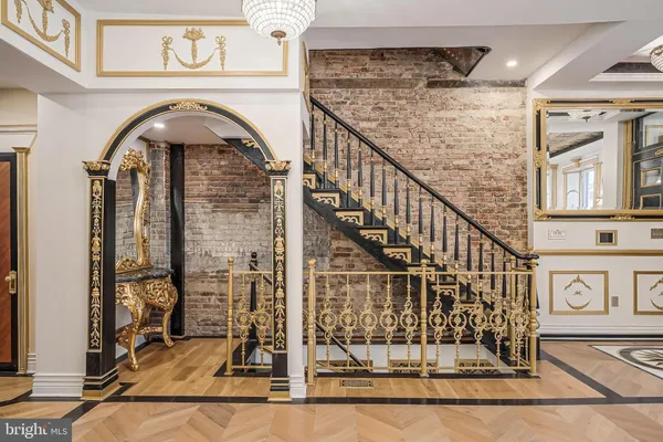 $3,149,000 | 810 Prince Street, Alexandria, VA 22314