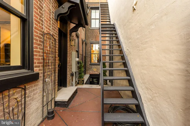 $3,850,000 | 810 Prince Street, Alexandria, VA 22314