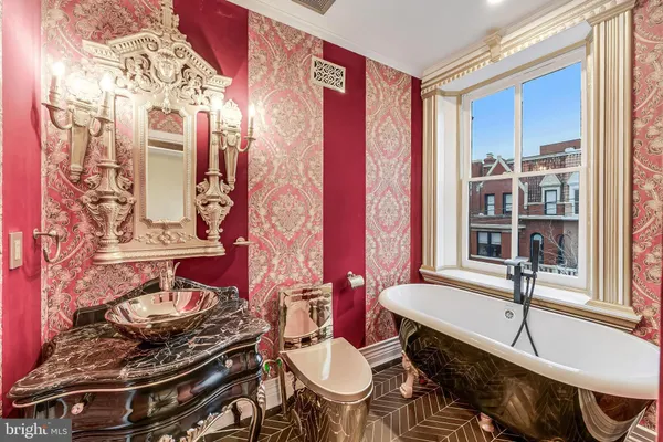 $3,149,000 | 810 Prince Street, Alexandria, VA 22314