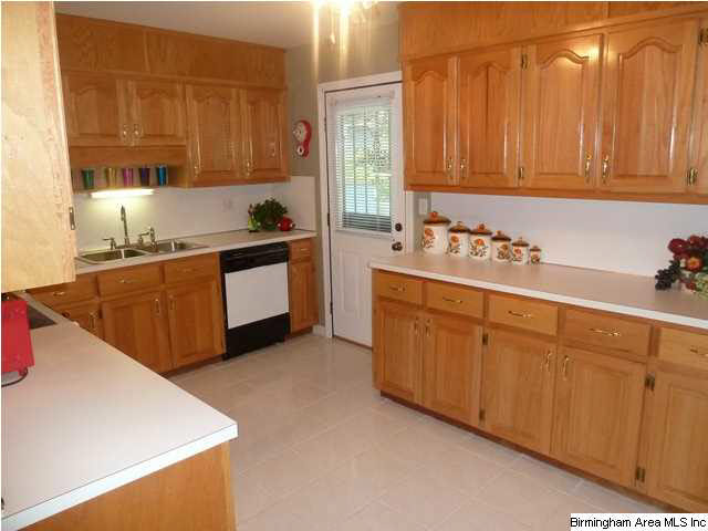 5104 Northumberland Road Birmingham, AL 35210 - Photo 6 of 31