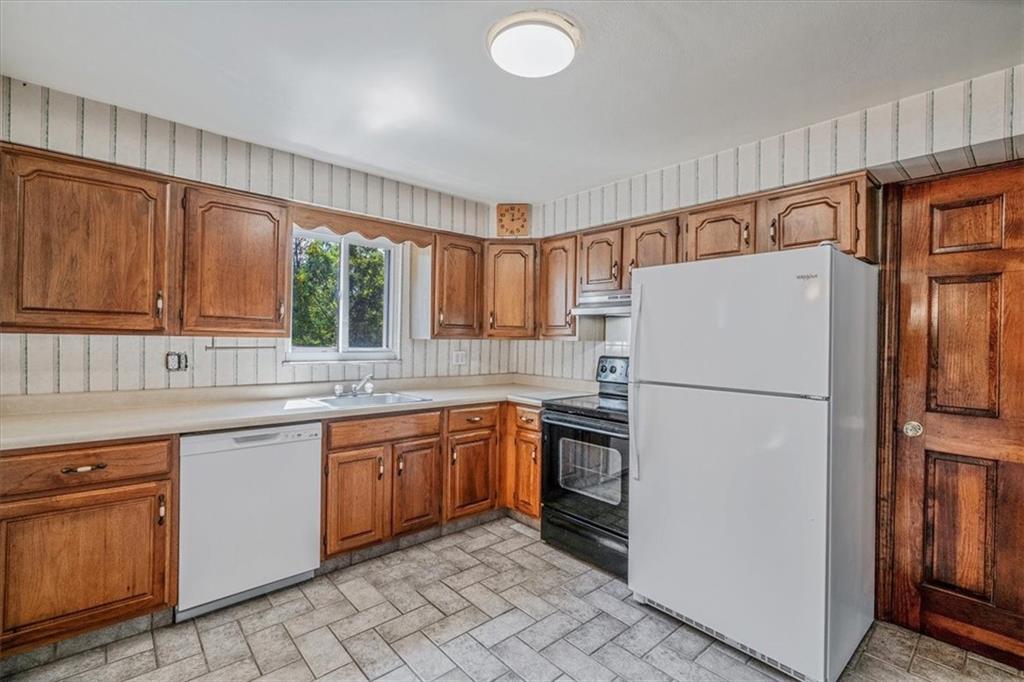 5200 Blossom Road Pittsburgh, PA 15236 - Photo 12 of 45 Gallery Image 12