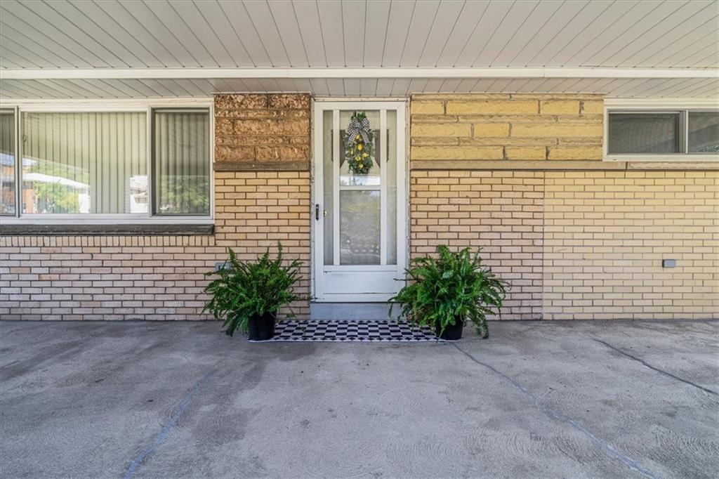 5200 Blossom Road Pittsburgh, PA 15236 - Photo 3 of 45 Gallery Image 3