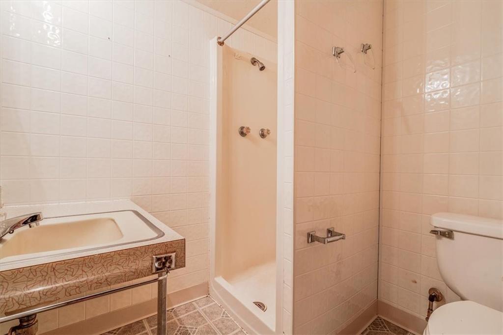 5200 Blossom Road Pittsburgh, PA 15236 - Photo 39 of 45 Gallery Image 39