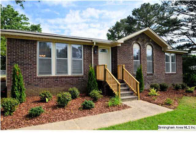 5205 Shady Crest Road Adamsville, AL 35005 - Photo 3 of 25