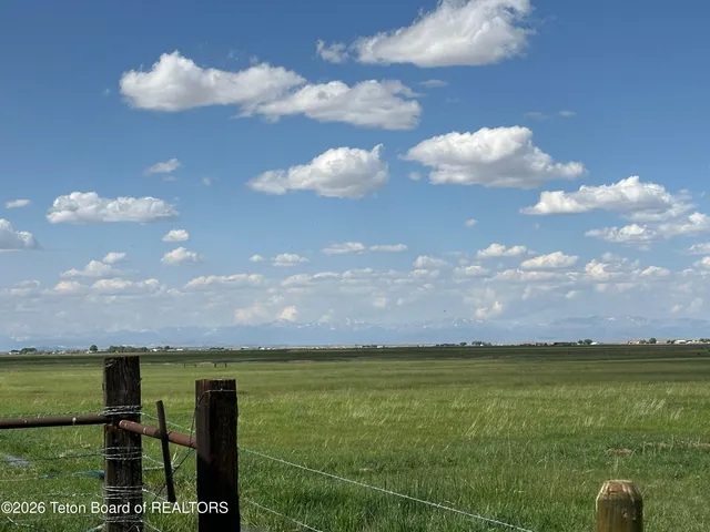 $585,000 | 127 North Eden 1st Road, Farson, WY 82932