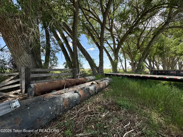 $585,000 | 127 North Eden 1st Road, Farson, WY 82932