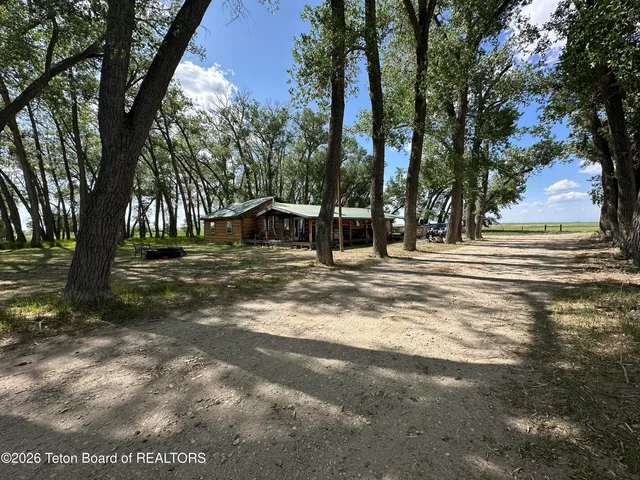 $585,000 | 127 North Eden 1st Road, Farson, WY 82932
