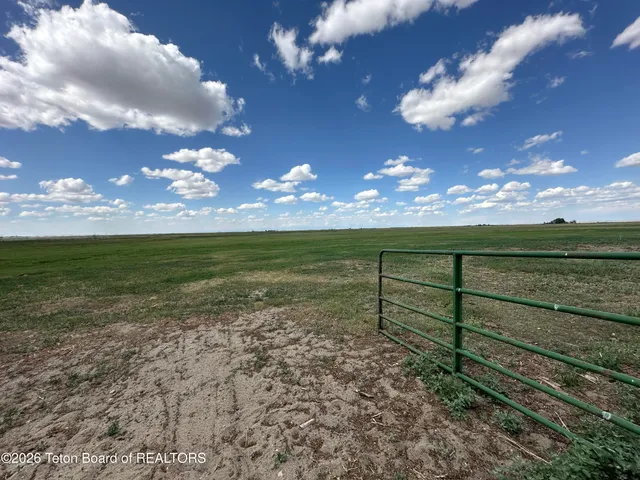 $585,000 | 127 North Eden 1st Road, Farson, WY 82932