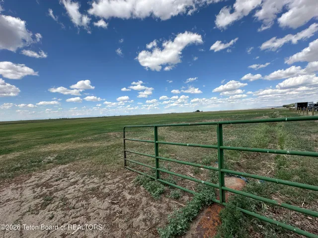 $585,000 | 127 North Eden 1st Road, Farson, WY 82932