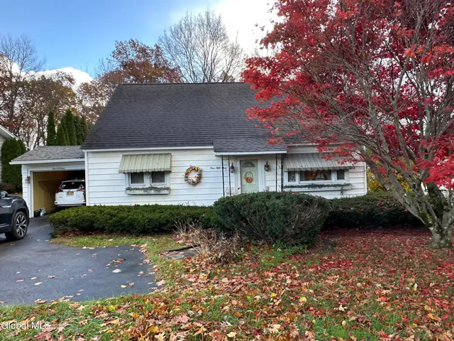 $189,000 | 151 South Kingsboro Avenue, Gloversville, NY 12078