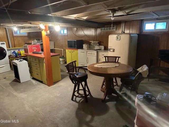 $189,000 | 151 South Kingsboro Avenue, Gloversville, NY 12078