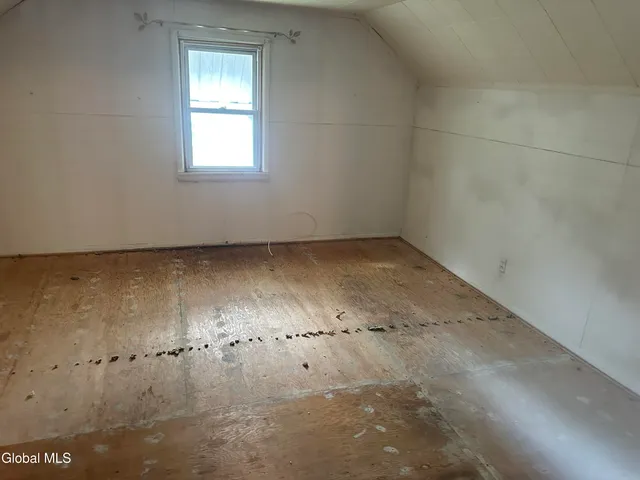 $189,000 | 151 South Kingsboro Avenue, Gloversville, NY 12078