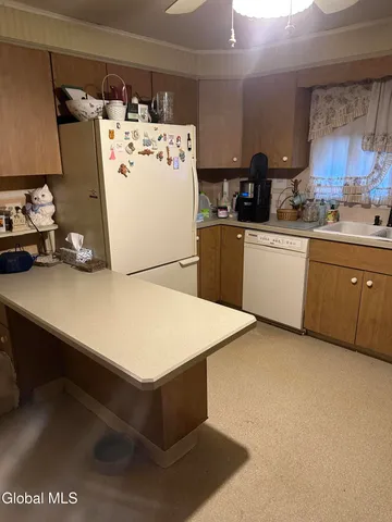 $189,000 | 151 South Kingsboro Avenue, Gloversville, NY 12078