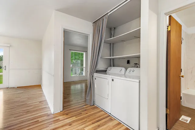 $195,000 | 60 Bright Oaks Circle, Unit 1, Cary, IL 60013