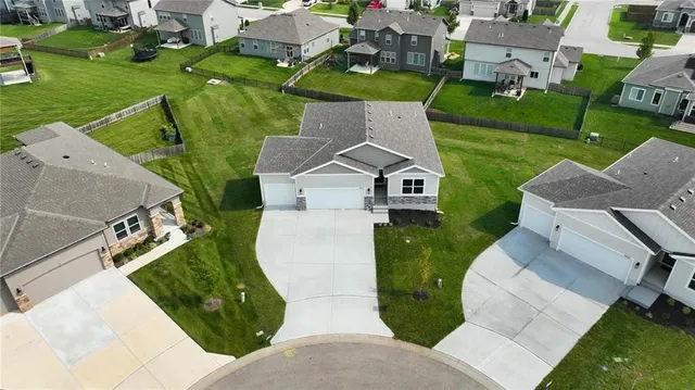 $509,950 | 4421 Southwest Grindstone Circle, Lee's Summit, MO 64082