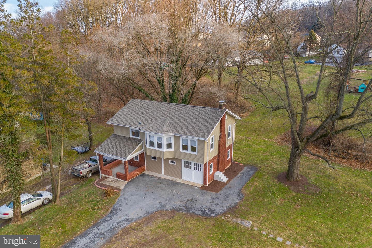 3118 Oley Turnpike Road Reading, PA 19606 - Photo 2 of 4 Previous listing photos