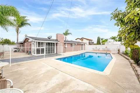 $1,185,000 | 9791 Harriet Lane, Anaheim, CA 92804