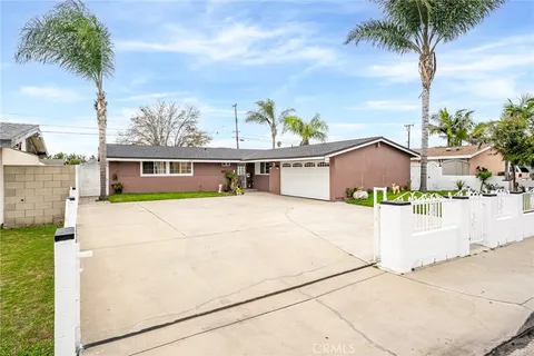 $1,185,000 | 9791 Harriet Lane, Anaheim, CA 92804