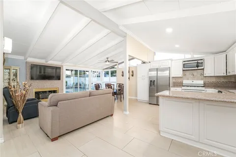 $1,185,000 | 9791 Harriet Lane, Anaheim, CA 92804