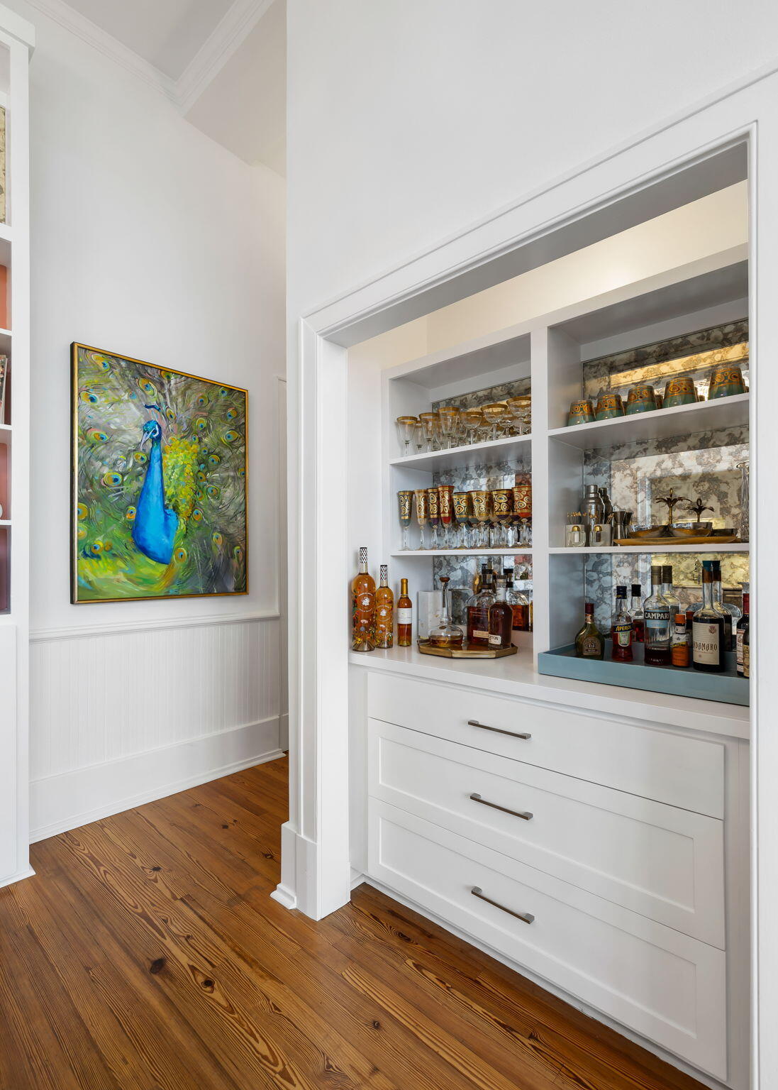 67 Legare Street, Unit 307 Charleston, SC 29401 - Photo 21 of 33 Built-in Bar