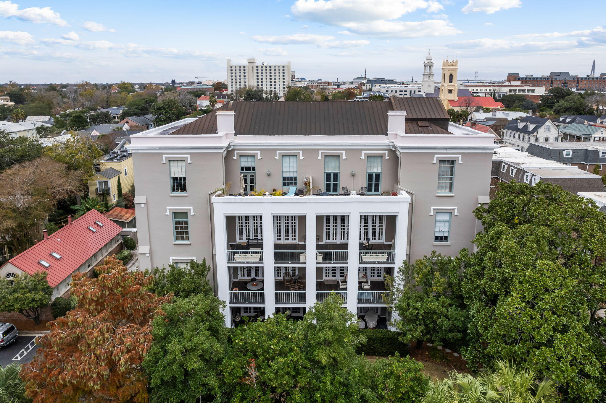 67 Legare Street, Unit 307 Charleston, SC 29401 - Photo 26 of 33 Exterior