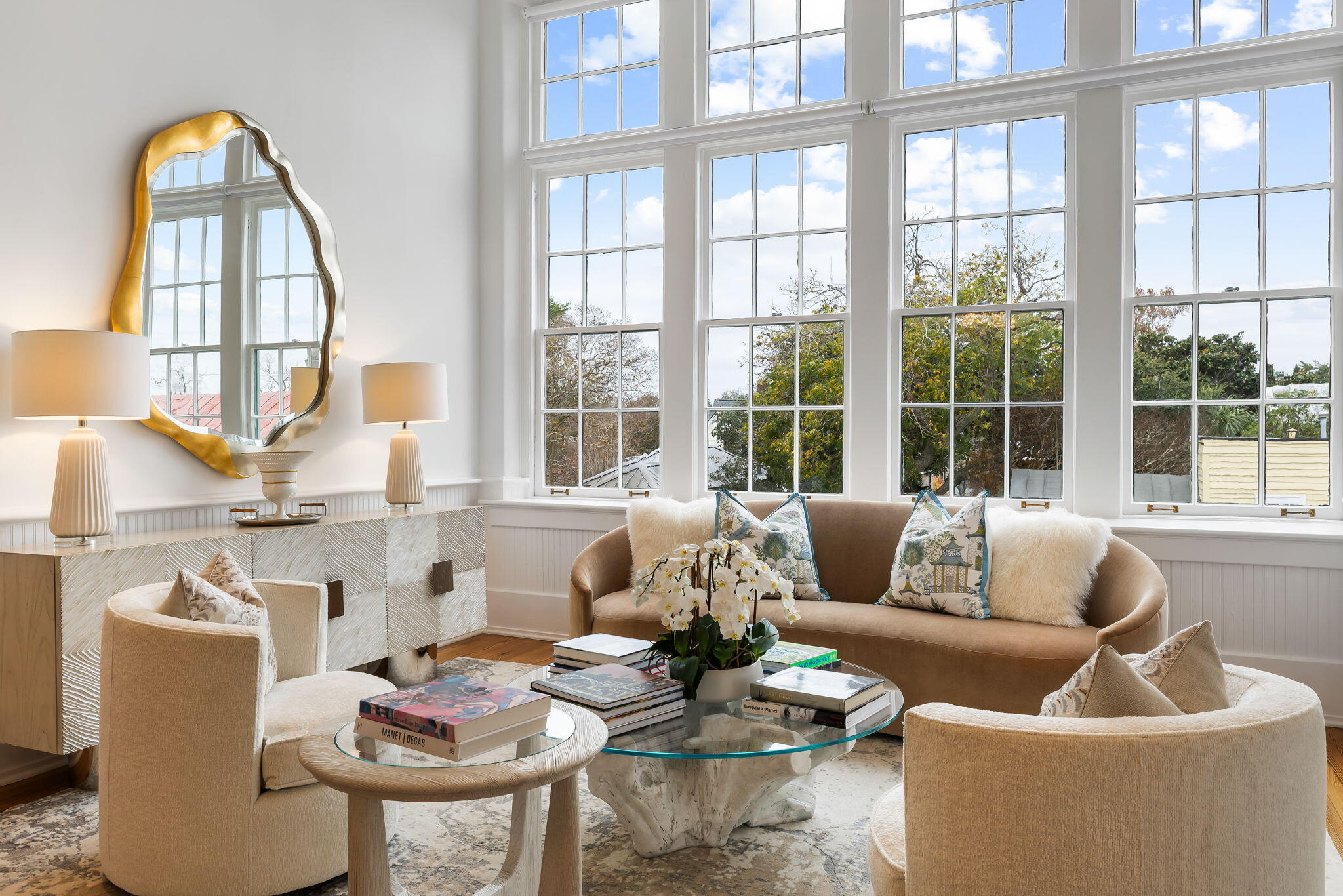 67 Legare Street, Unit 307 Charleston, SC 29401 - Photo 4 of 33 Living Room
