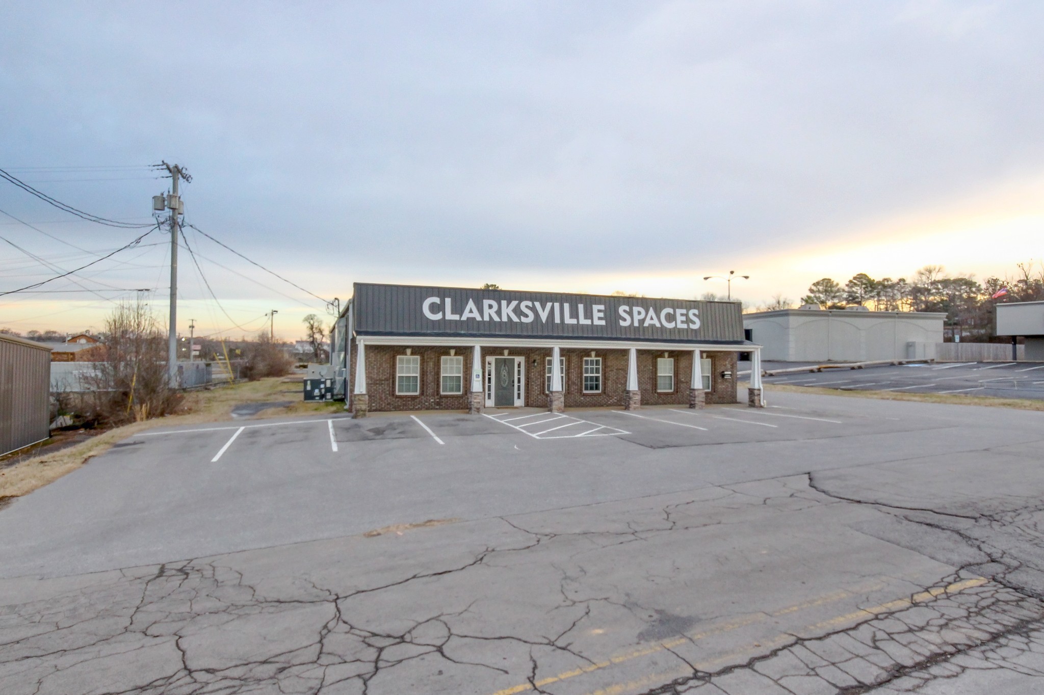 1017 South Riverside Drive Clarksville, TN 37040 - Photo 46 of 51 a view of a large building next to a road