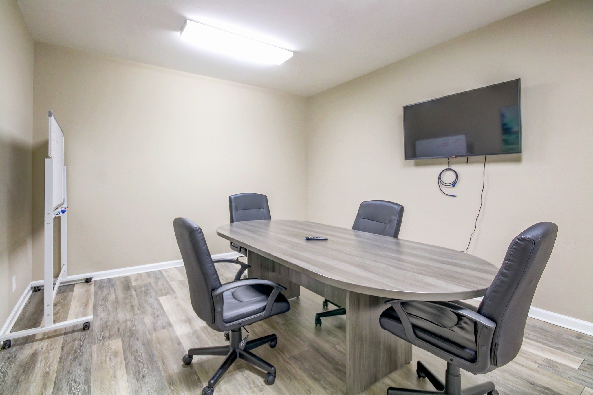 1017 South Riverside Drive Clarksville, TN 37040 - Photo 10 of 51 a view of a workspace with furniture