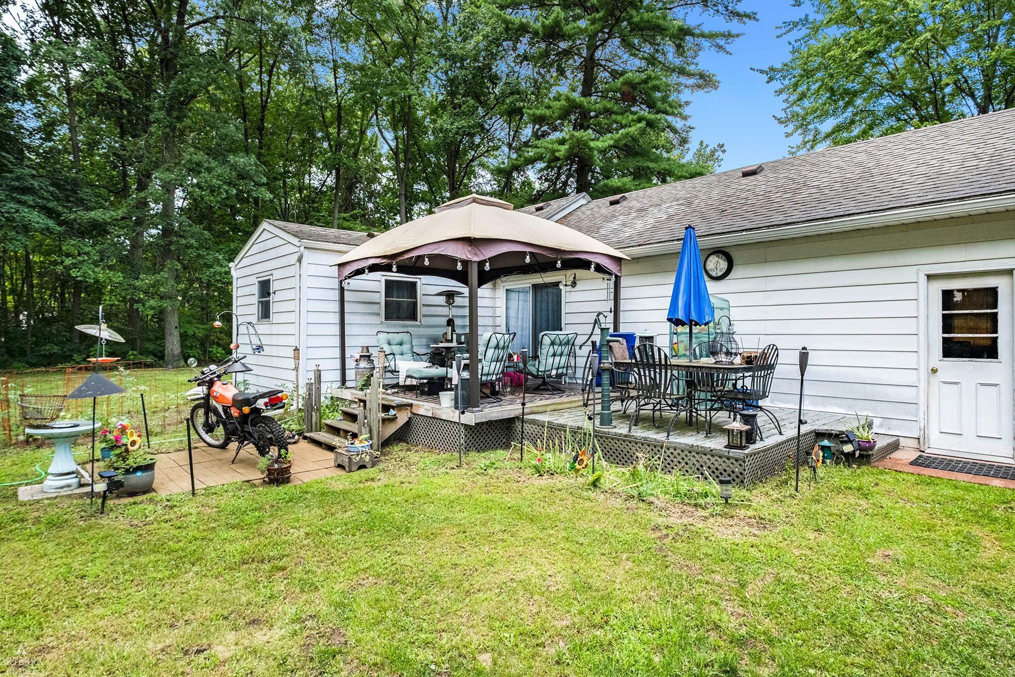 4307 West Erie Road Temperance, MI 48182 - Photo 23 of 24 50088657-22.JPG
