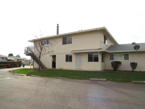 $227,500 | 3582 Opal Drive, Unit 2, Auburn, CA 95602