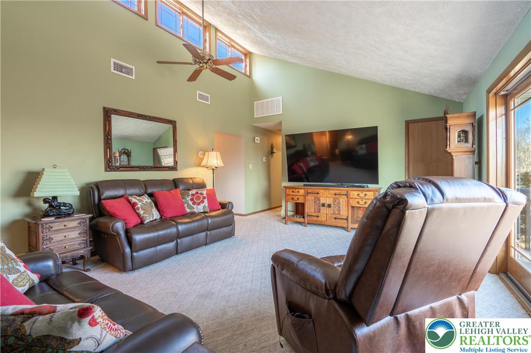 77 Uhlerstown Hill Road Erwinna, PA 18920 - Photo 11 of 47