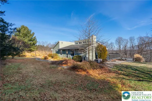 $795,000 | 77 Uhlerstown Hill Road, Erwinna, PA 18920