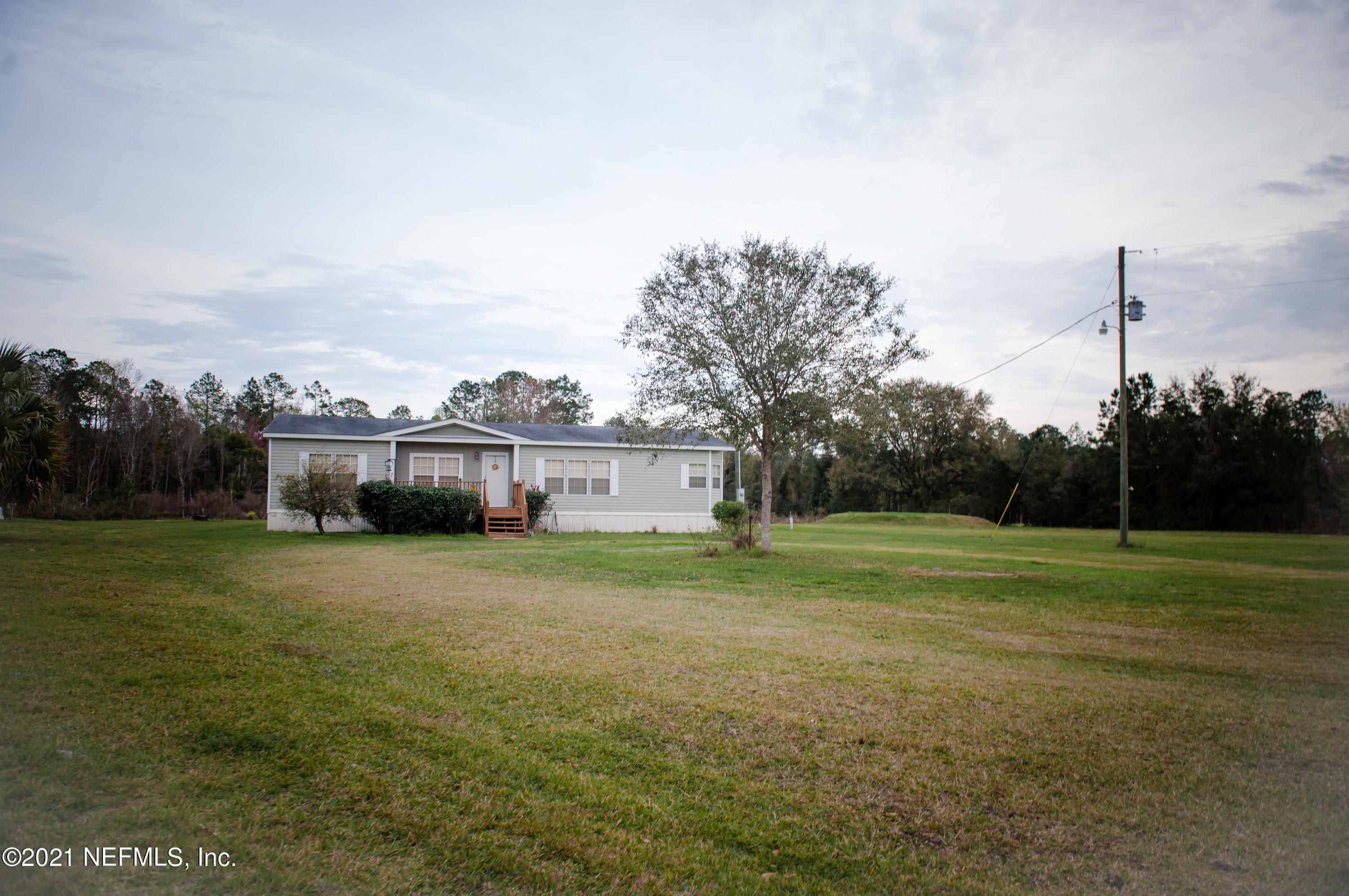 192 Oak Ridge Drive Interlachen, FL 32148 - Photo 2 of 17 CW-1044