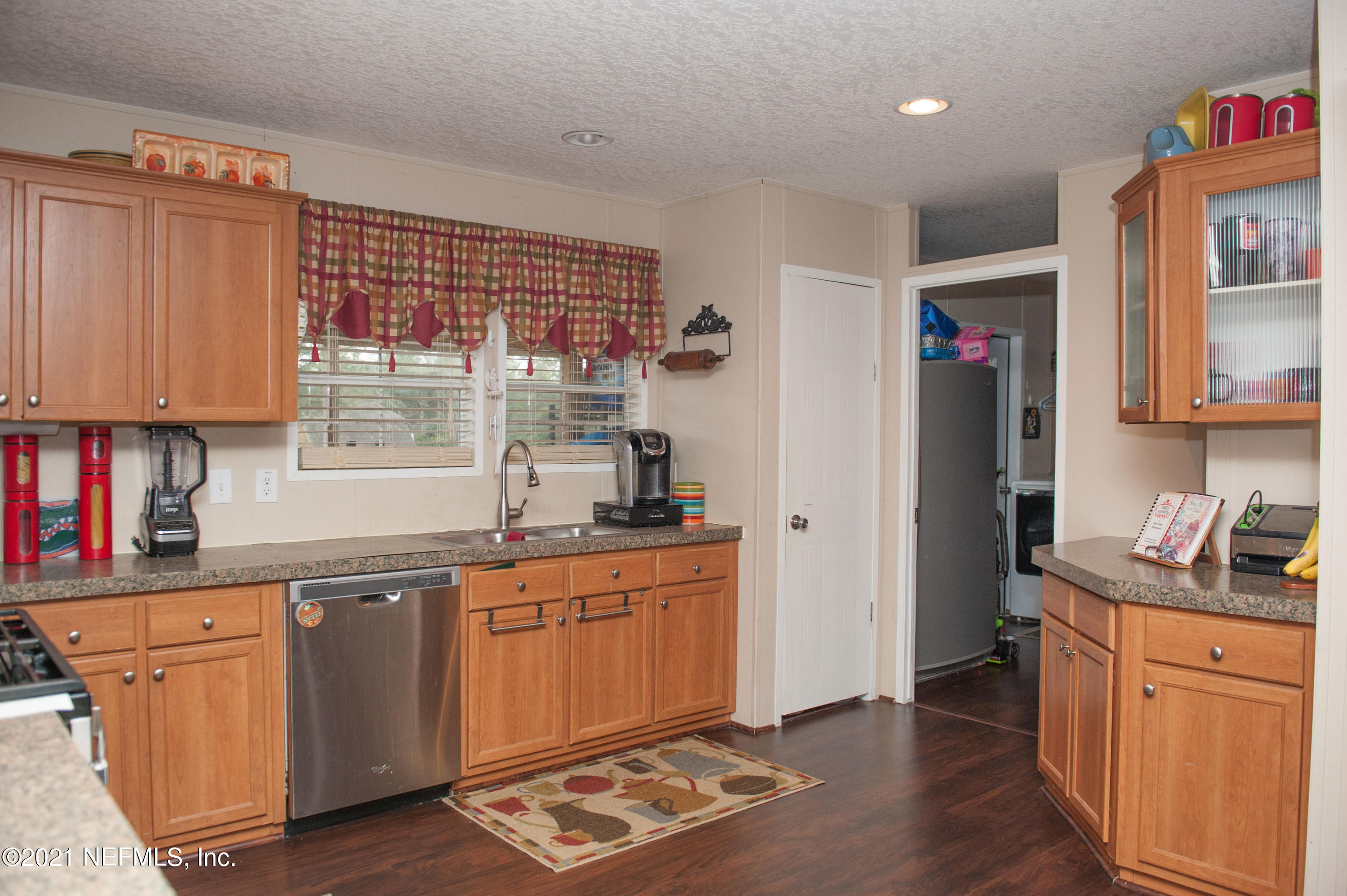 192 Oak Ridge Drive Interlachen, FL 32148 - Photo 4 of 17 CW-0984
