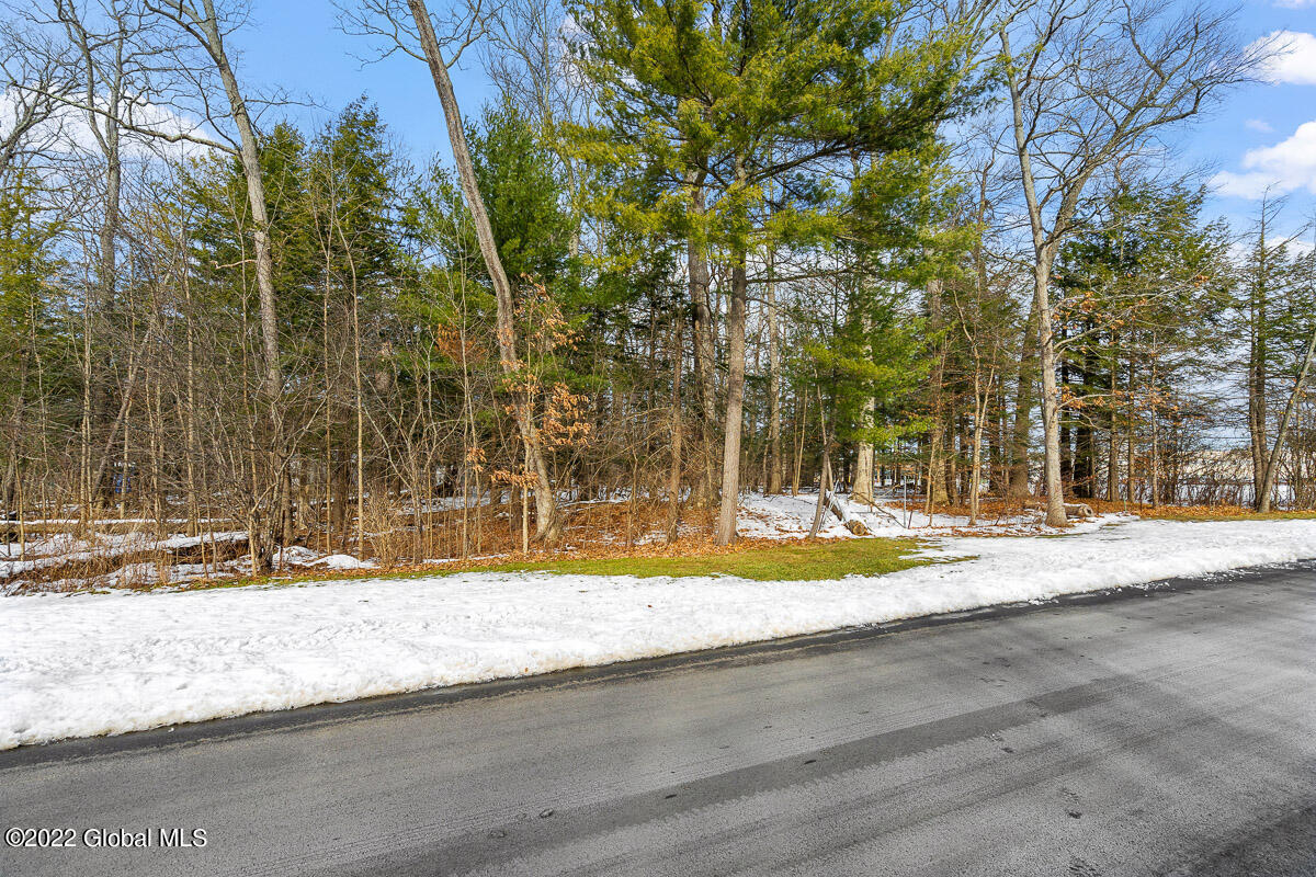 2388 River Road Niskayuna, NY 12309 - Photo 11 of 11 2388 River Road Niskayuna NY Exteriors 0