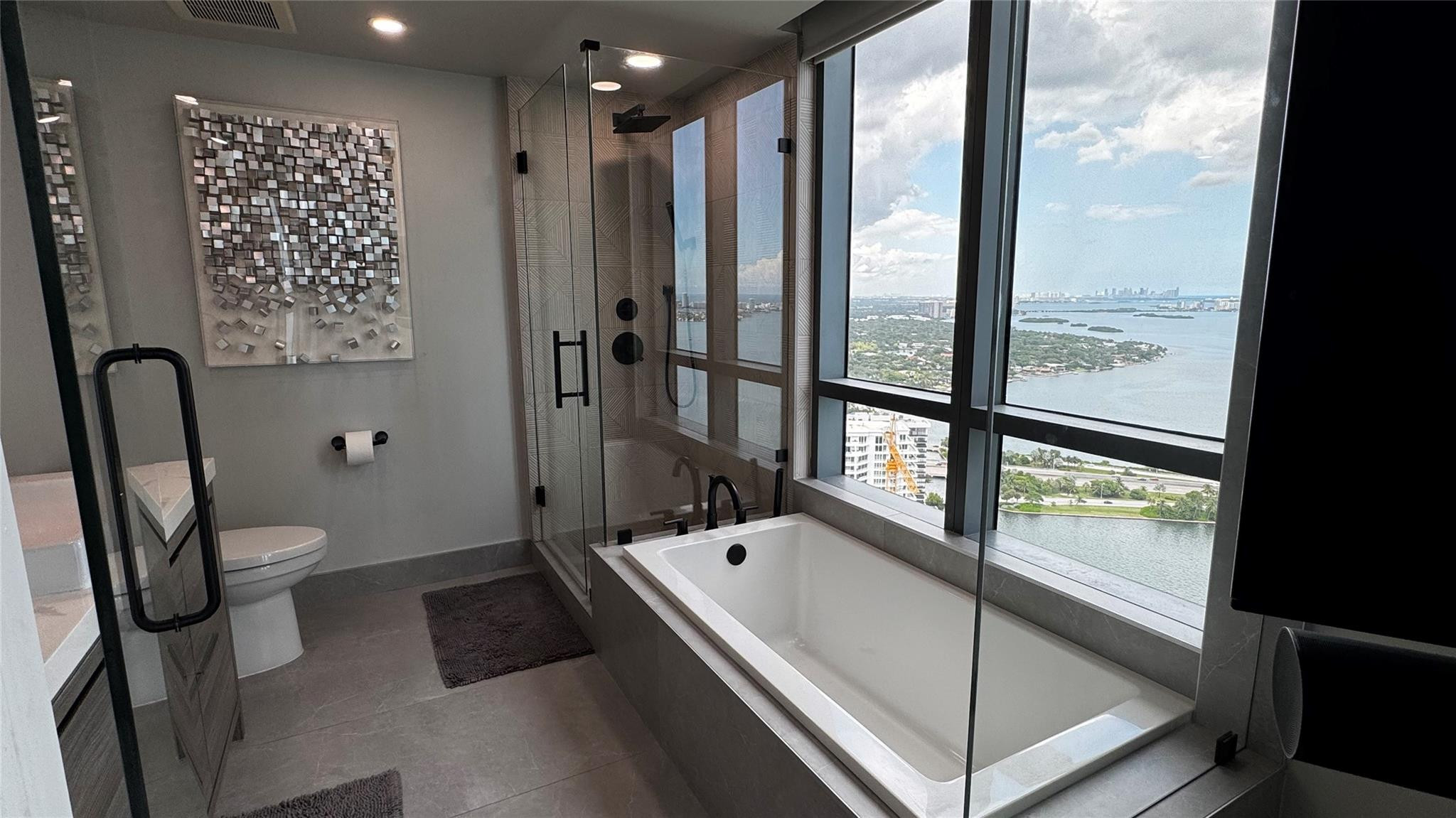 650 Northeast 32nd Street, Unit 4307 Miami, FL 33137 - Photo 23 of 46 Photo 23