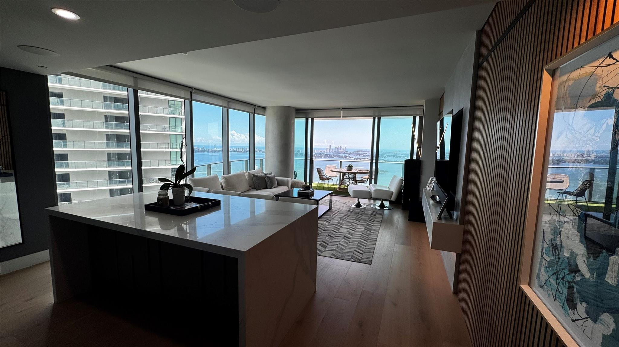 650 Northeast 32nd Street, Unit 4307 Miami, FL 33137 - Photo 8 of 46 Photo 8