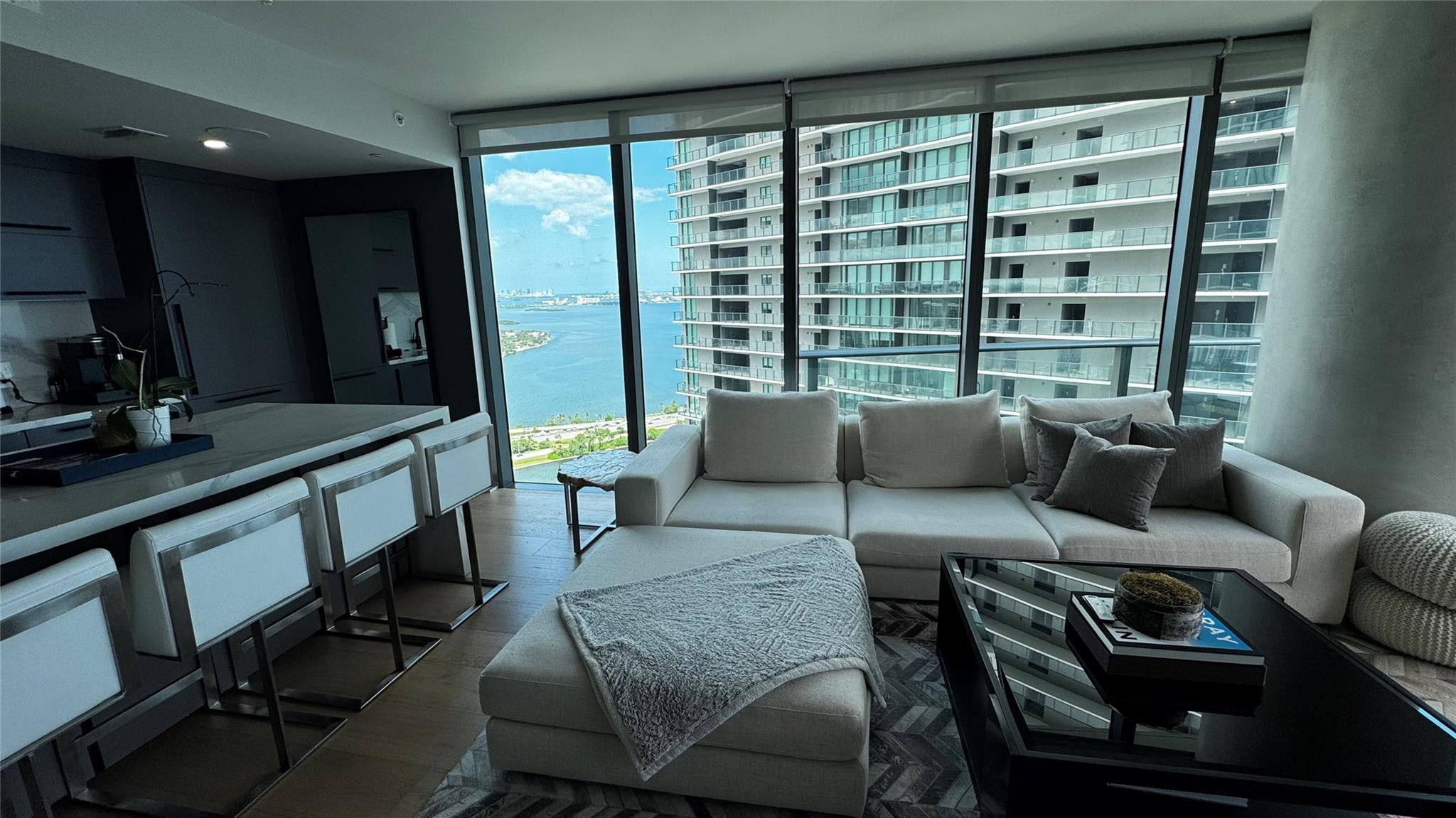 650 Northeast 32nd Street, Unit 4307 Miami, FL 33137 - Photo 10 of 46 Photo 10