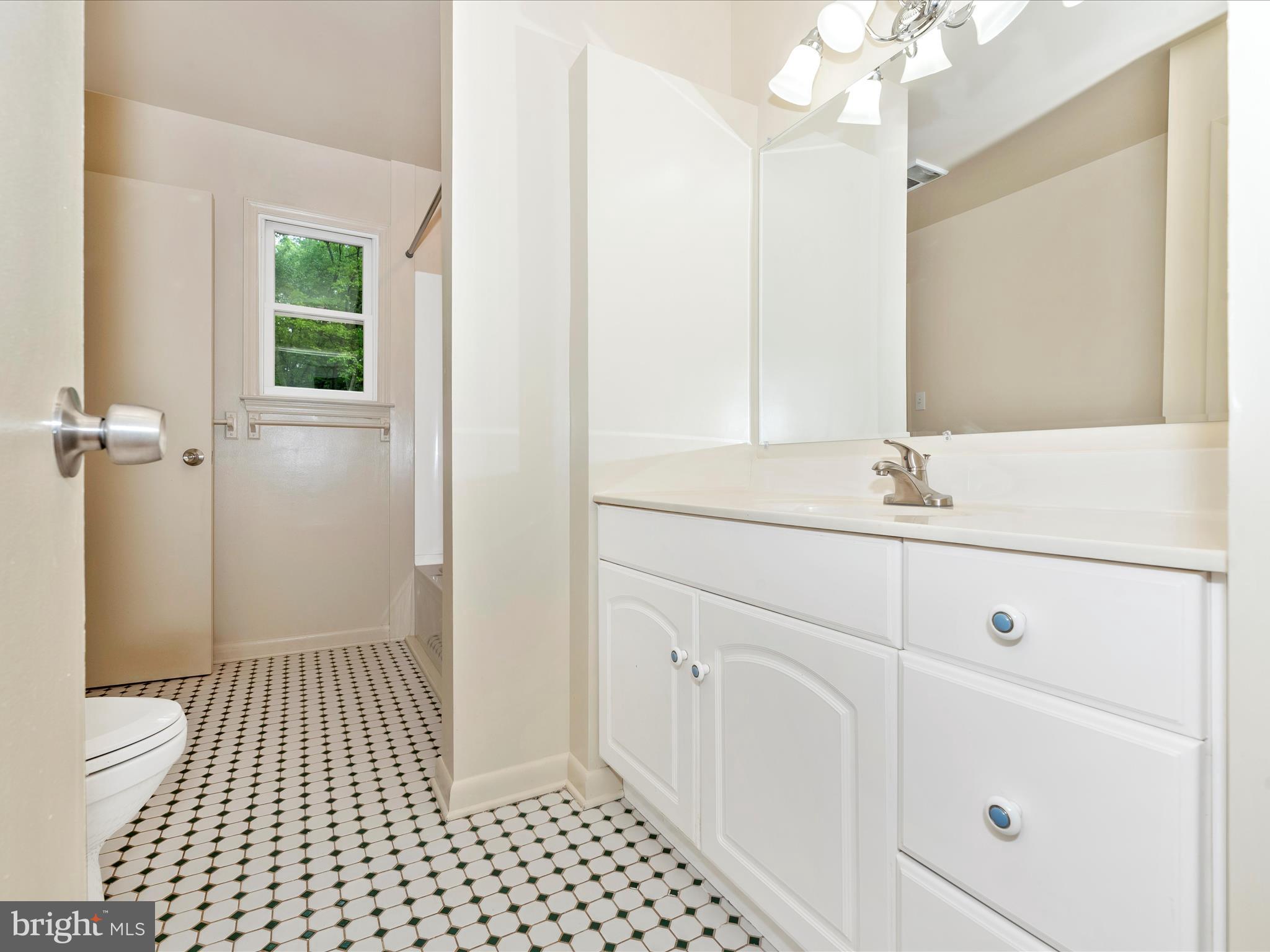 10924 Rawley Road New Market, MD 21774 - Photo 28 of 51 Hall Bathroom