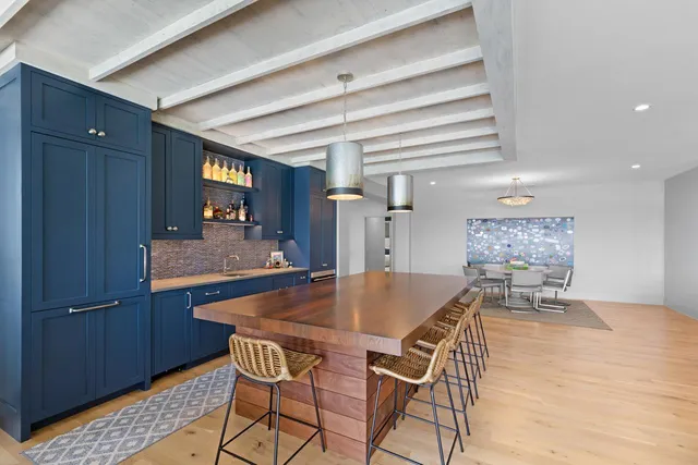 $6,995,000 | 3247 Casco Circle, Orono, MN 55391