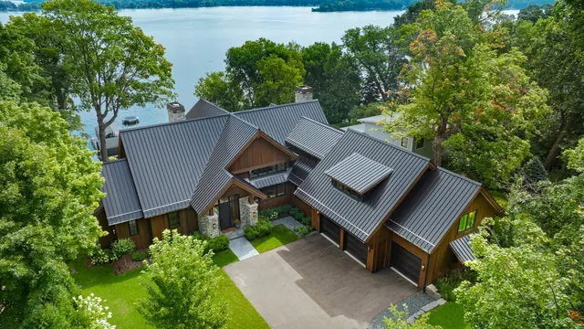 $6,995,000 | 3247 Casco Circle, Orono, MN 55391