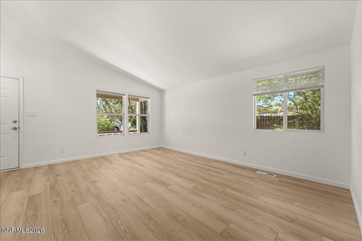 6913 Tesoro Court Reno, NV 89523 - Photo 8 of 46 09-6913 Tesoro Court Reno NV 89523 (9 of