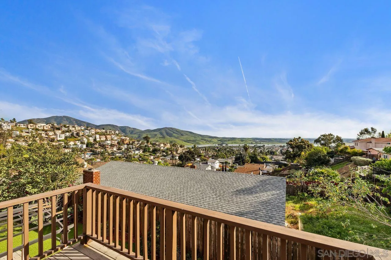 9545 Chestnut Street Spring Valley, CA 91977 - Photo 14 of 32 a view of city from a balcony