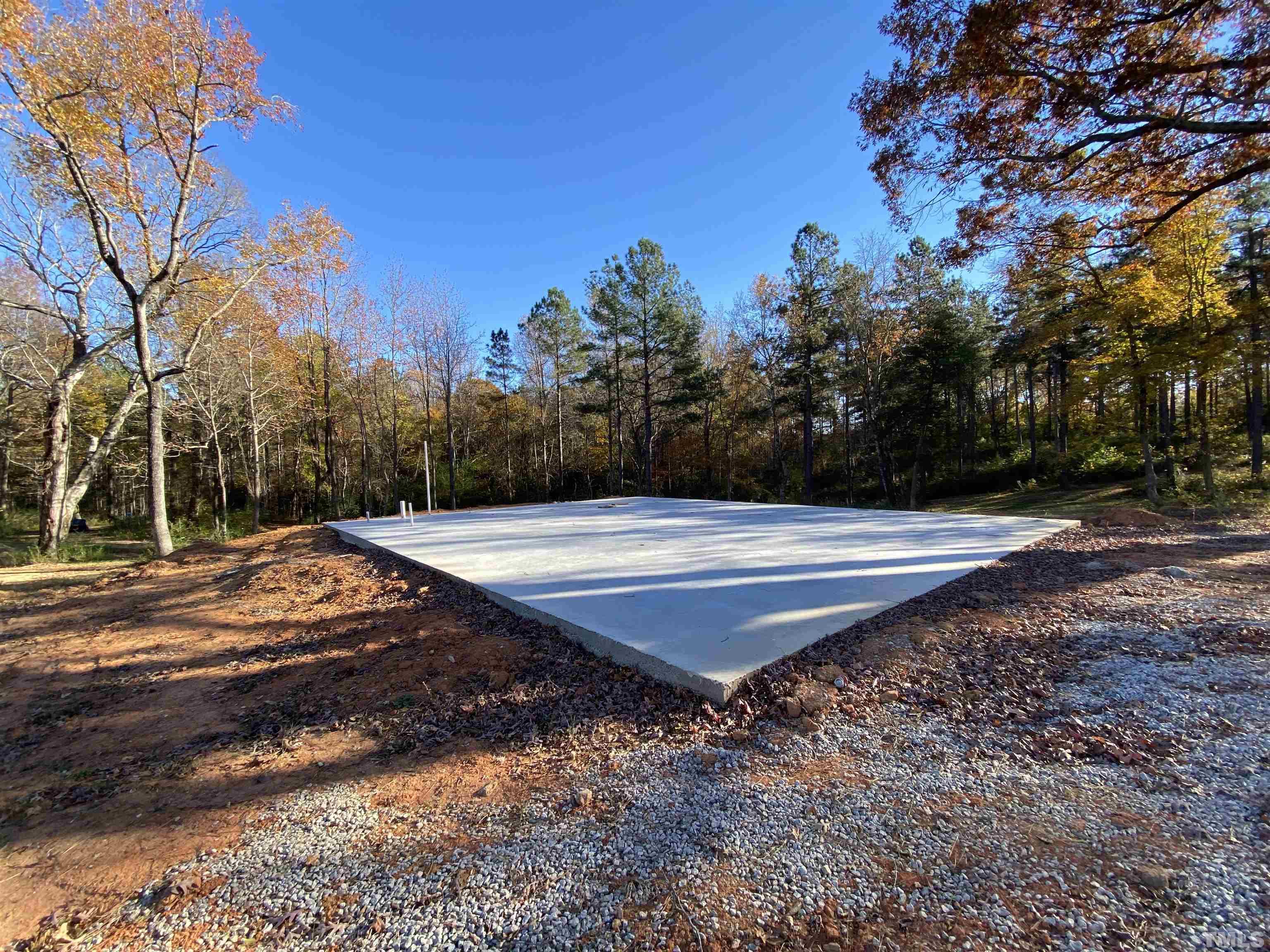 2772 Rock Spring Church Road Henderson, NC 27537 - Photo 5 of 23 Gallery Image 5