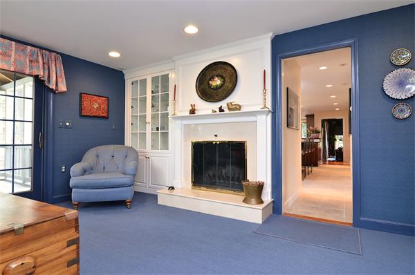 662 Salem End Road Framingham, MA 01702 - Photo 11 of 29 Gallery Image 11