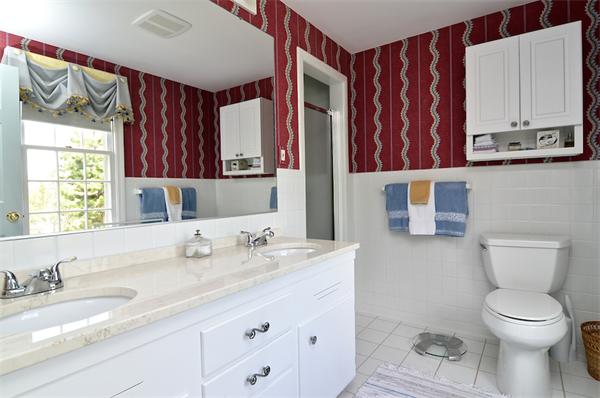 662 Salem End Road Framingham, MA 01702 - Photo 15 of 29 Gallery Image 15