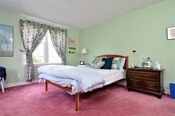 662 Salem End Road Framingham, MA 01702 - Photo 18 of 29 Gallery Image 18