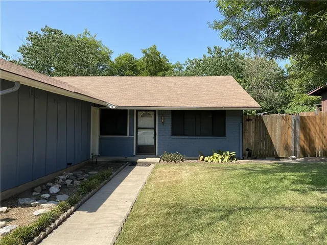 $2,000 | 1303 Barrington Drive, Austin, TX 78753