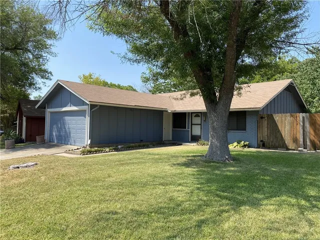 $2,000 | 1303 Barrington Drive, Austin, TX 78753